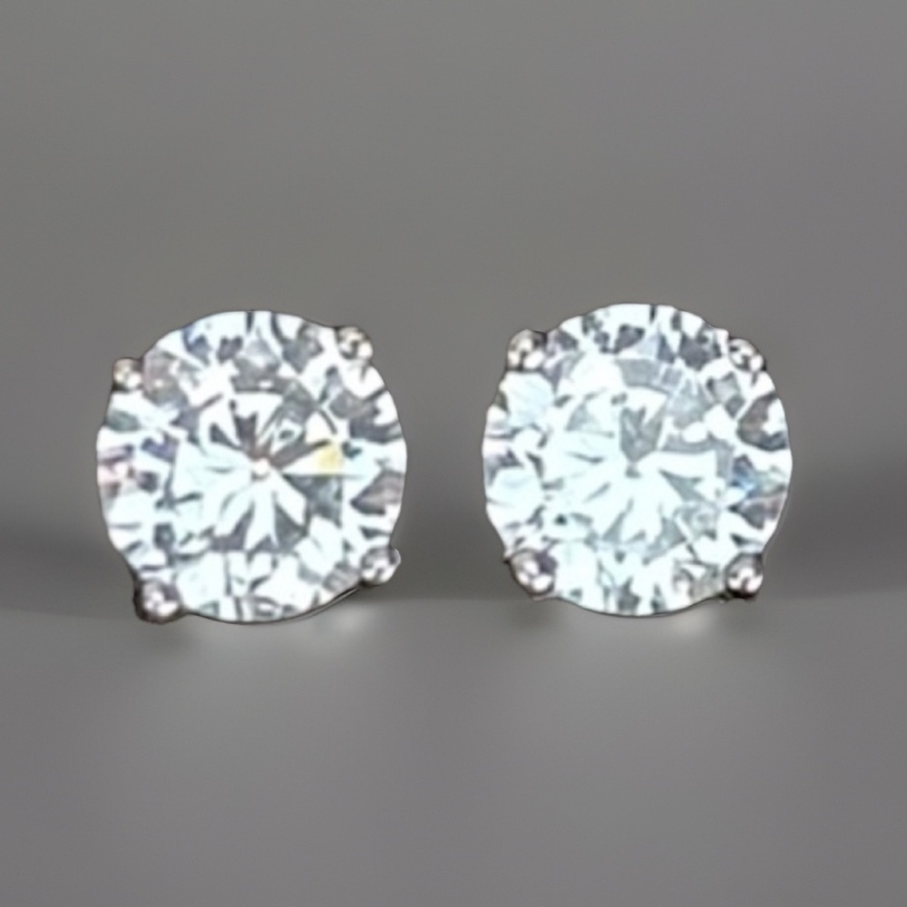 Elegant Silvertone Crystal Clear Stud Pierced Earrings